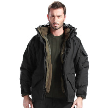 自由兵M65战术冲锋衣 军迷的硬核户外之选